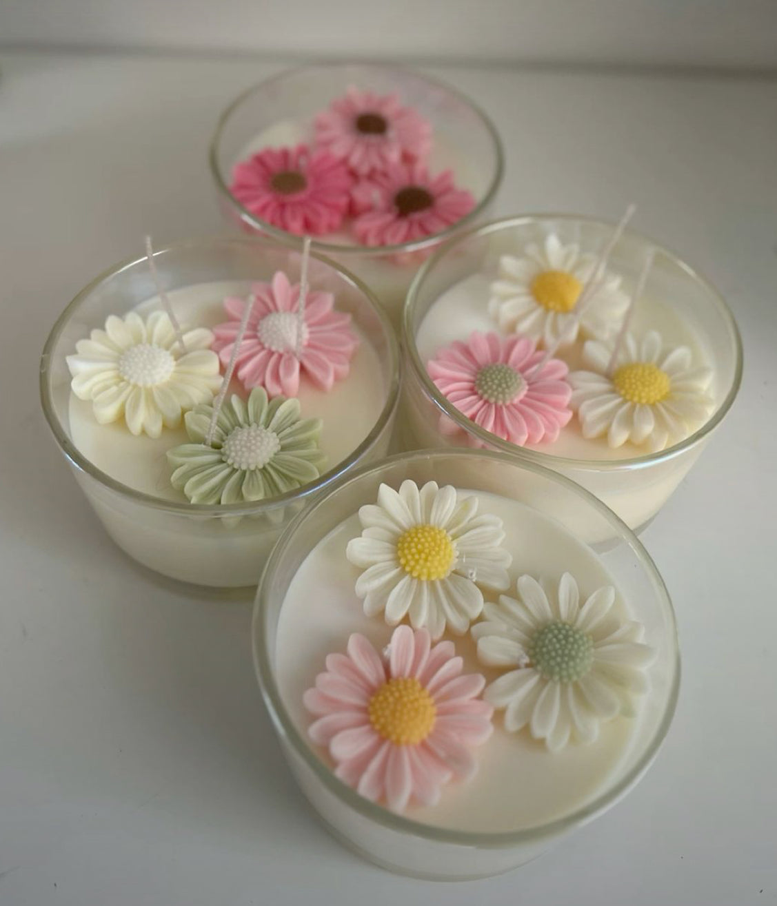 Homemade Beautiful Decorative Scent Candles