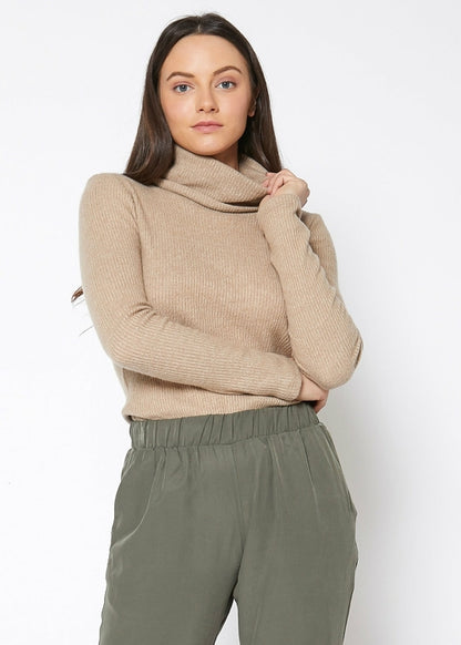 Women's Soft Turtle Neck Ribbed Knit Sweater Top