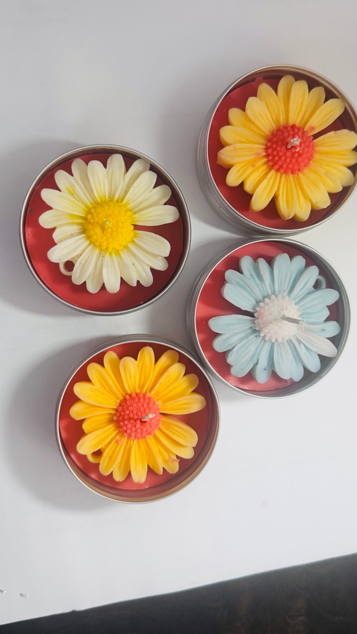 4 Vanilla Scented Soy Wax Floral Candle